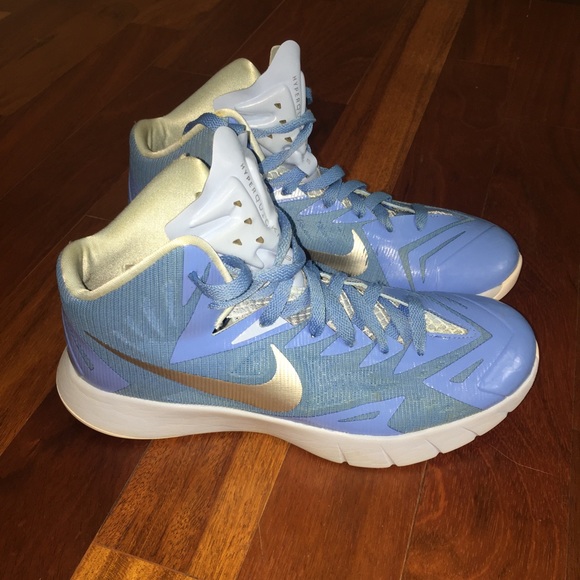 girls basketball shoes blue